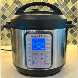 Instant Pot Duo Plus Electric Pressure Cooker
